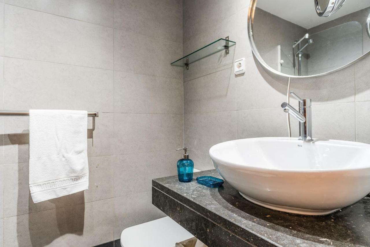 Apartament Waou Gran Via I - Alquiler Corta Duracion Madryt Zewnętrze zdjęcie
